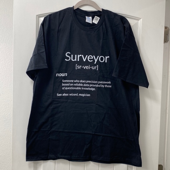 Graphic Tee Surveyor (C121) - Picture 1 of 3